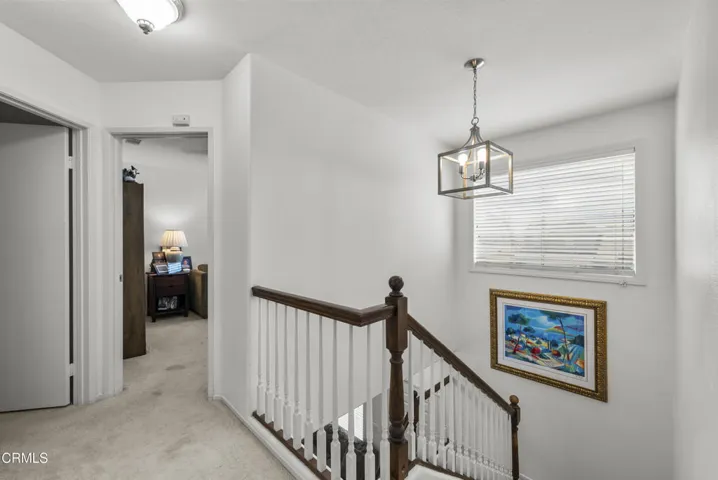 1522-carnation-18-stairs-landing