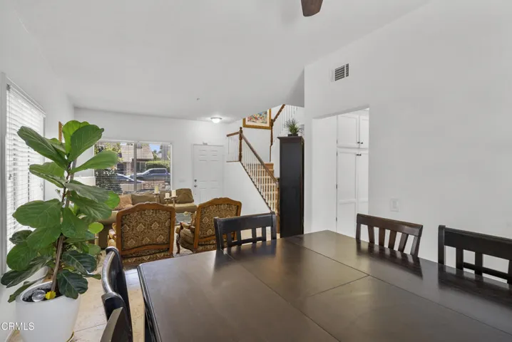 1522-carnation-06-dining-room