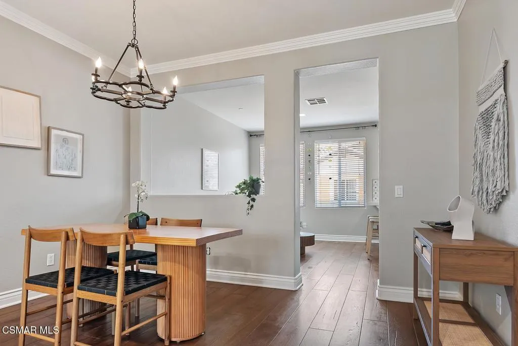 110 Via Katrina Dining Room