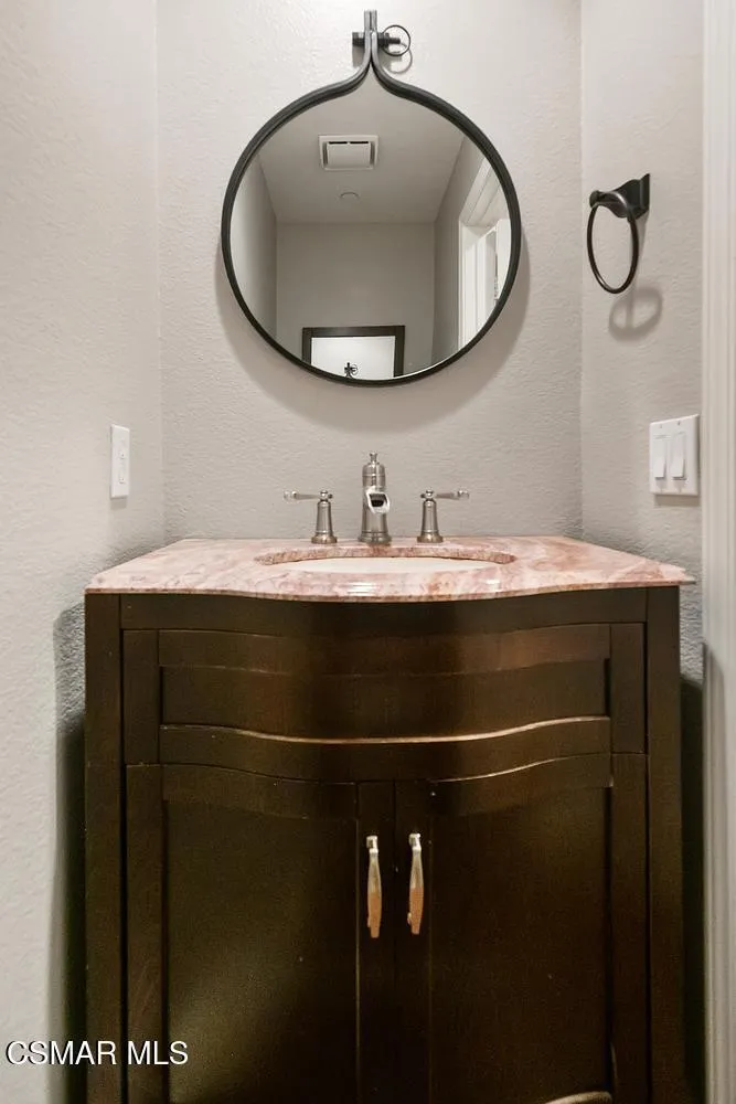 110 Via Katrina Powder Room