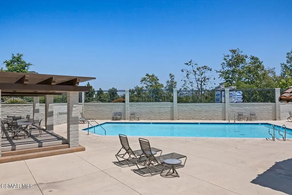 110 Via Katrina Pool