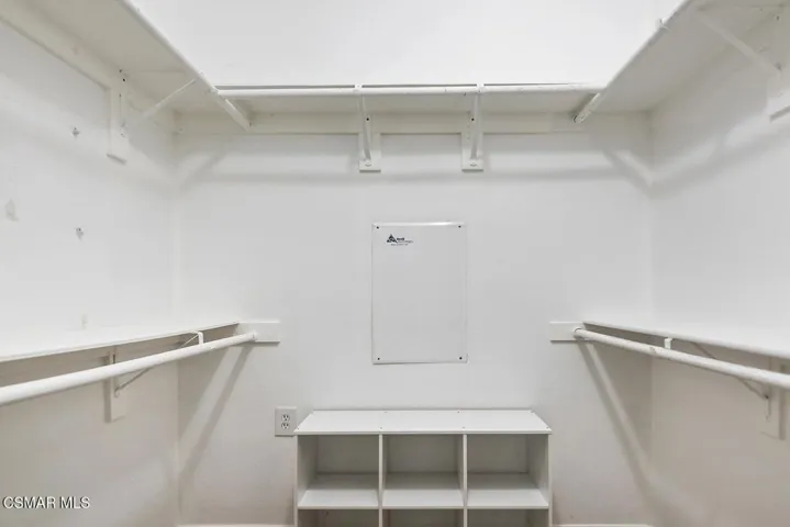 110 Via Katrina Primary Closet
