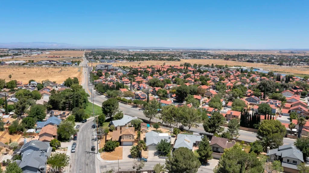 Perfect for commuters, close to West Palmdale