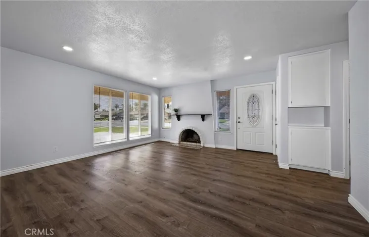 2048 Cordoza Street, Corona, California 92882