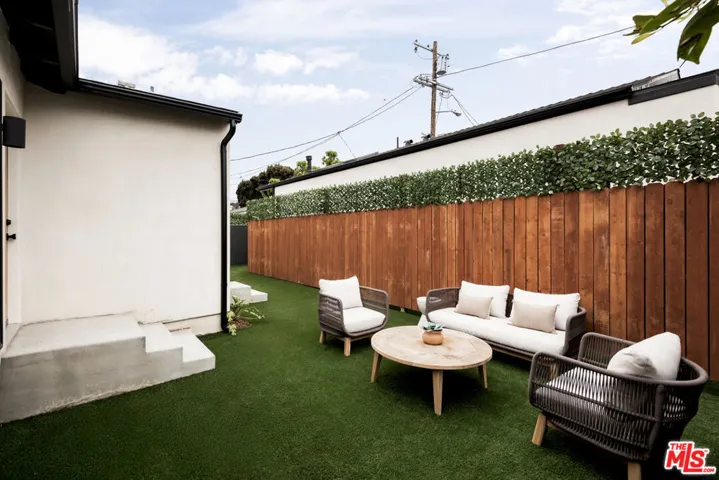 11840 Juniette Street, Culver City, California 90230