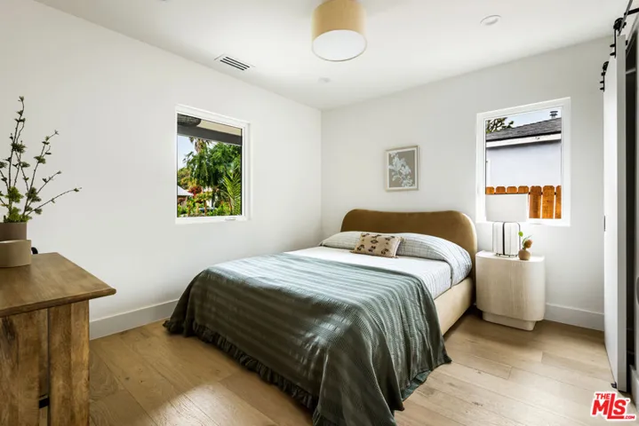 11840 Juniette Street, Culver City, California 90230