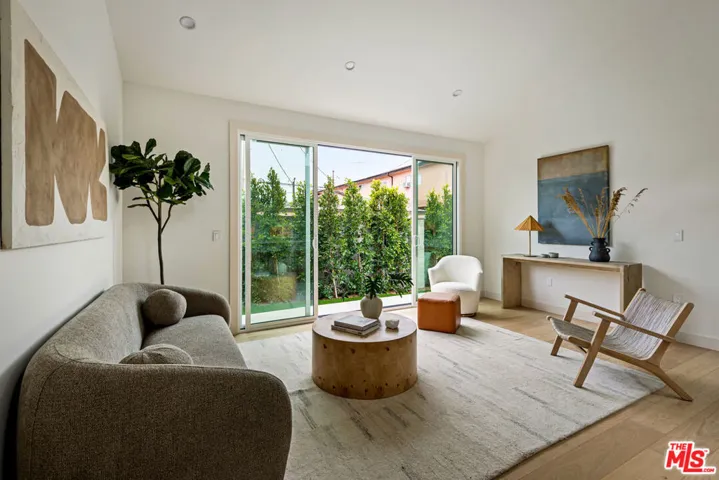 11840 Juniette Street, Culver City, California 90230