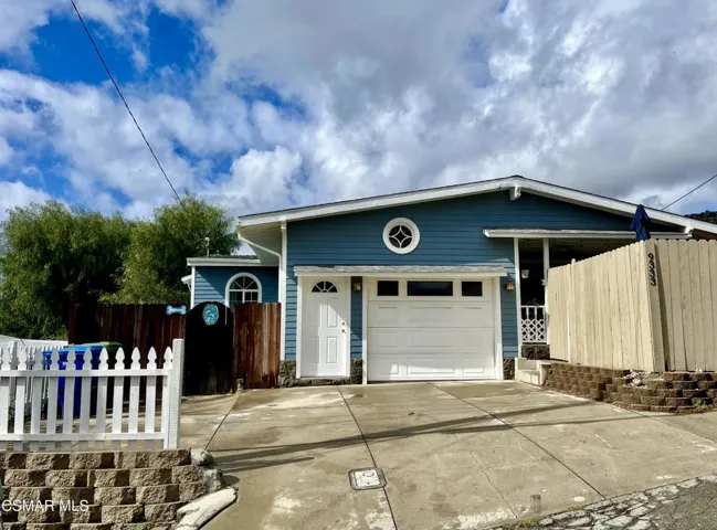 Rowell Exterior