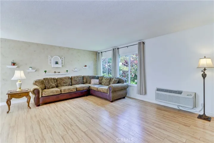 2006 Via Mariposa B, Laguna Woods, California 92637