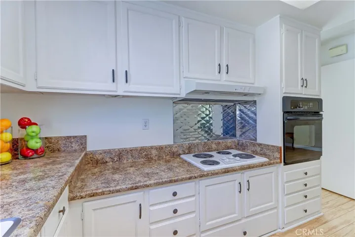 2006 Via Mariposa B, Laguna Woods, California 92637