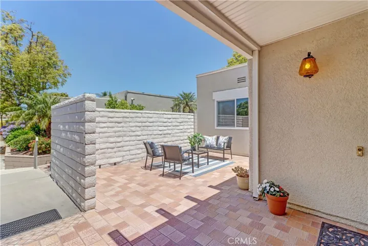 2006 Via Mariposa B, Laguna Woods, California 92637