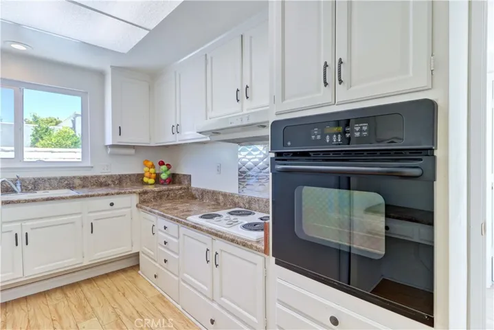 2006 Via Mariposa B, Laguna Woods, California 92637