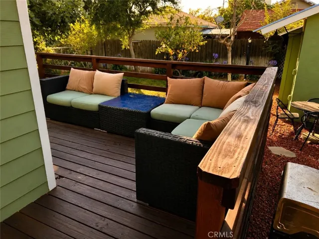 647 Harps Street, San Fernando, California 91340