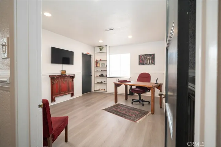 Office 1