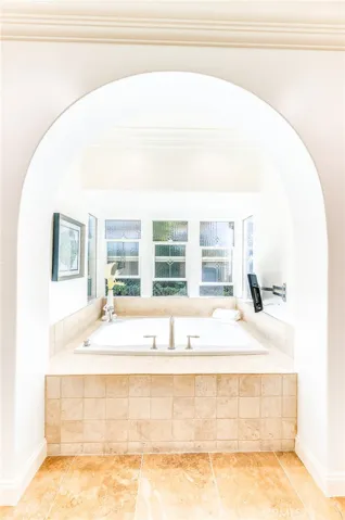 38 Woodcrest, Irvine, California 92603