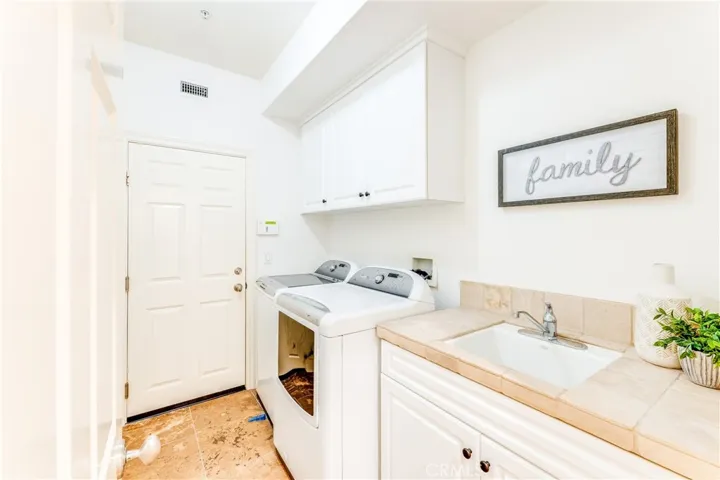 38 Woodcrest, Irvine, California 92603