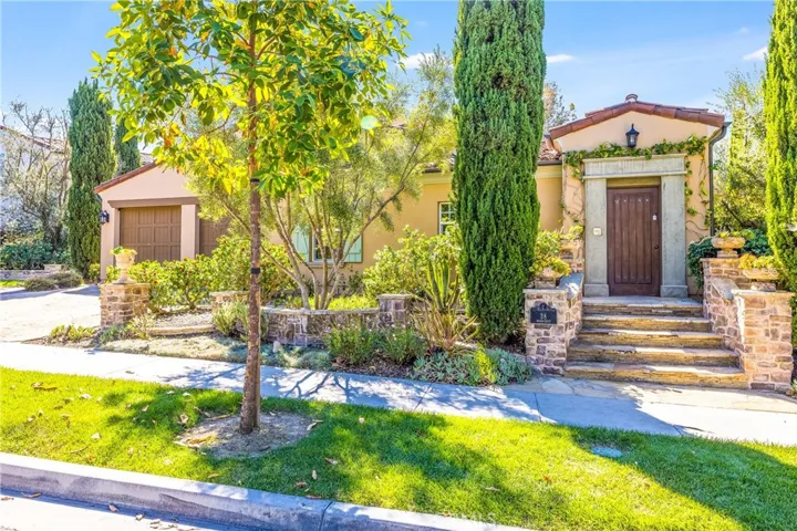 38 Woodcrest, Irvine, California 92603