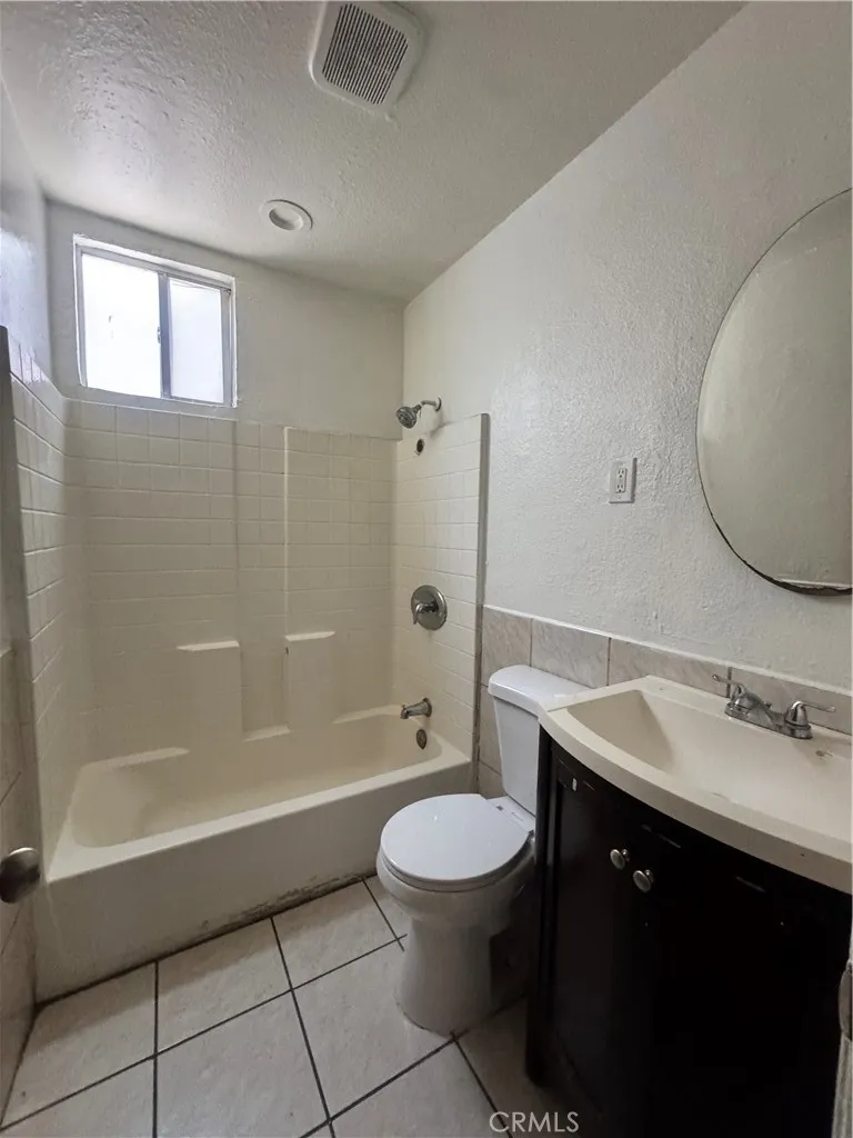 REST ROOM