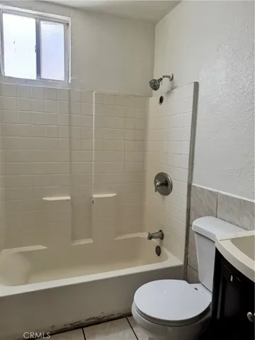 3533 116th, Inglewood, California 90303