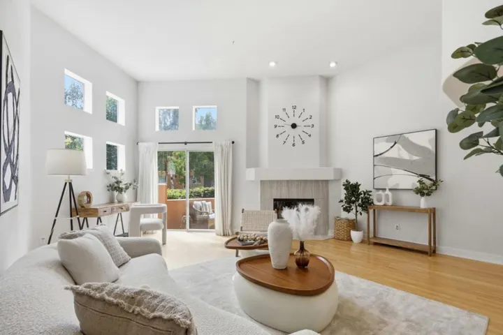 993 Asilomar Terrace 3, Sunnyvale, California 94086