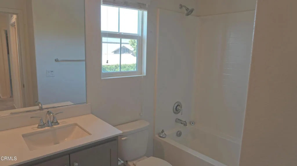2nd Bathroom