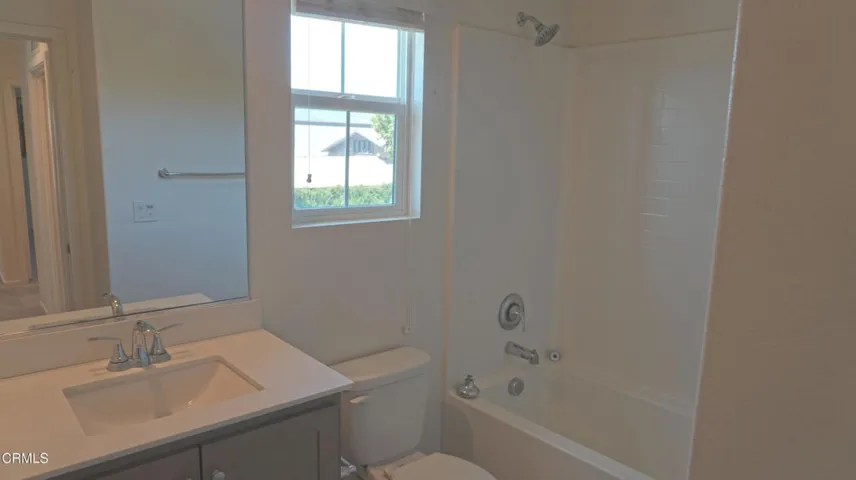 2nd Bathroom