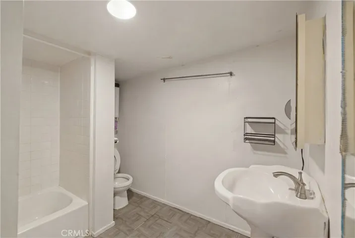 Backhouse Bathroom