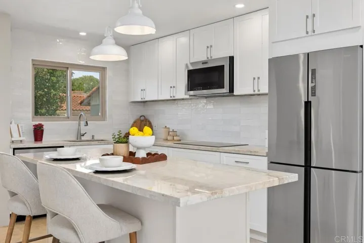 1809 Pleasantdale Drive, Encinitas, California 92024