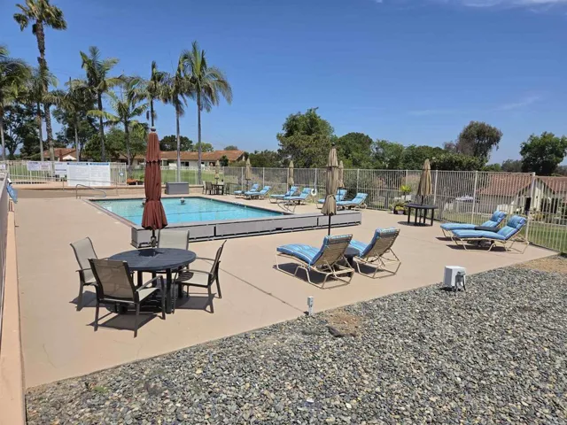 1809 Pleasantdale Drive, Encinitas, California 92024