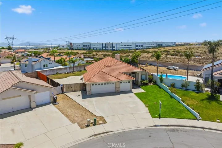 2885 W Calle Vista, Rialto, California 92377