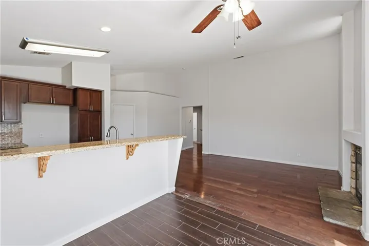 2885 W Calle Vista, Rialto, California 92377