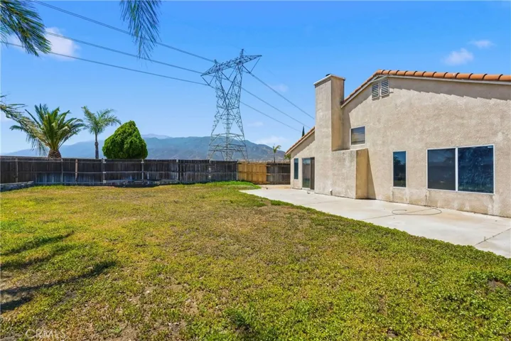2885 W Calle Vista, Rialto, California 92377