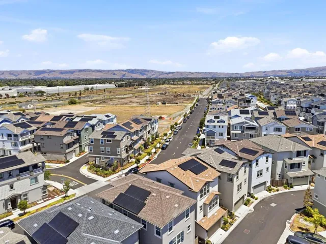 9865 Seawind Way, Newark, California 94560
