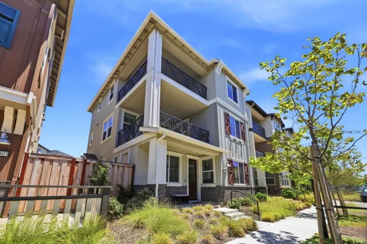 9865 Seawind Way, Newark, California 94560