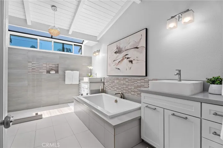 948 Malibu Canyon, Brea, California 92821