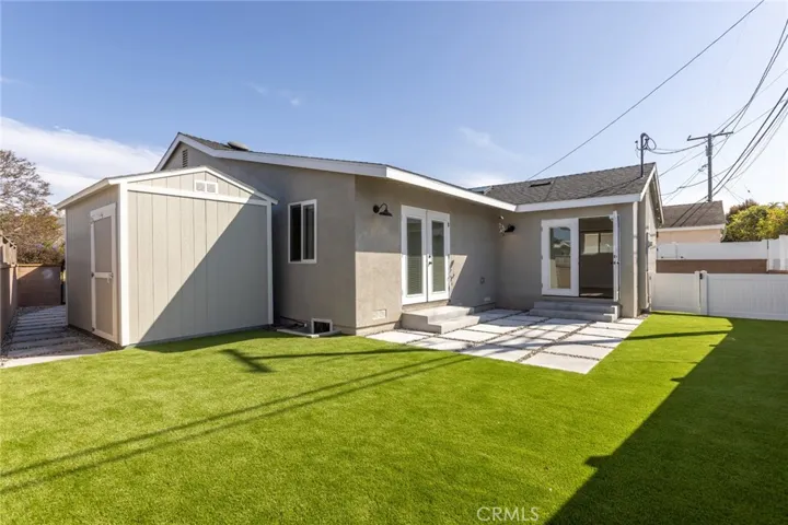 spacious Tuff Shed included for extra storage