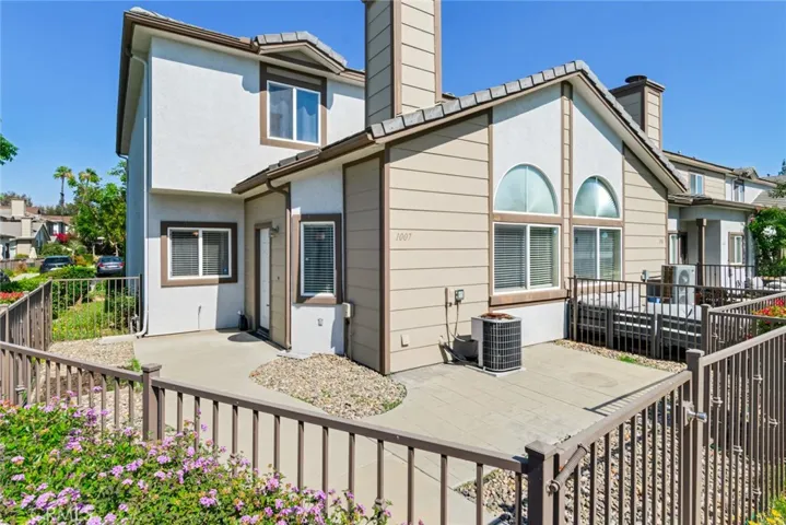1555 Orange 1007, Redlands, California 92373