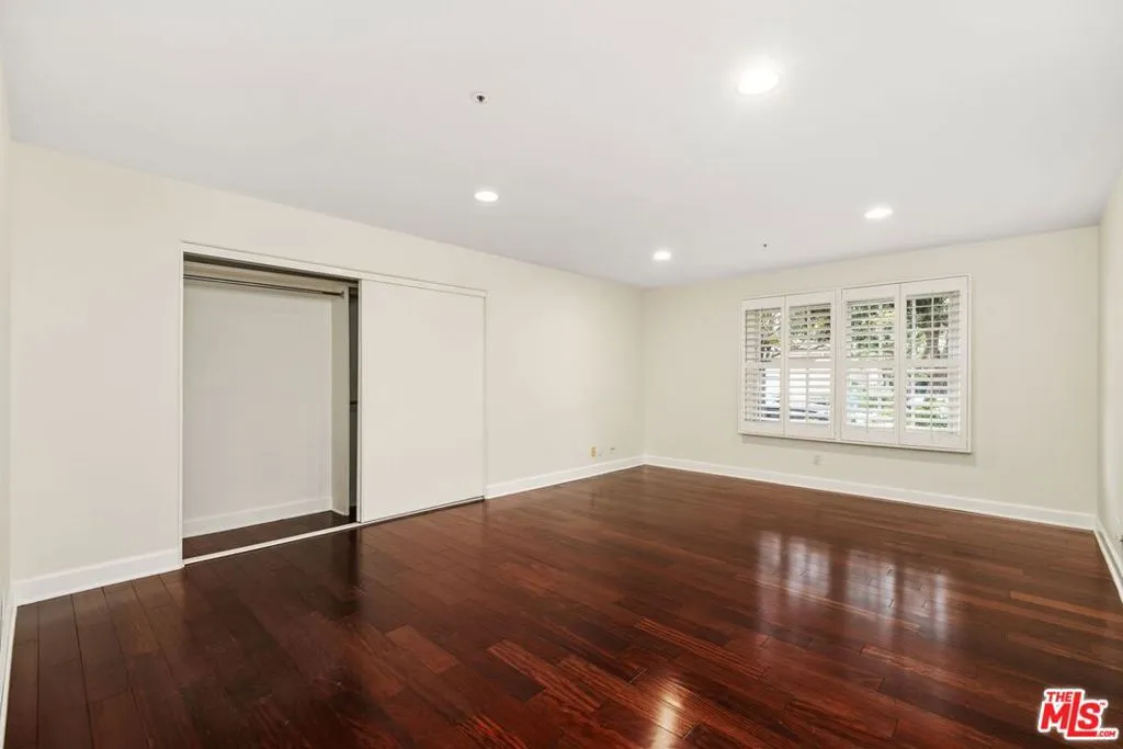 Second master bedroom