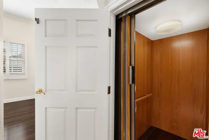 Elevator
