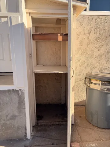 Side yard storage
