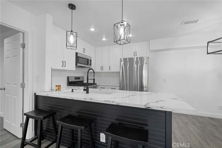 18756 Mandan, Canyon Country, California 91351