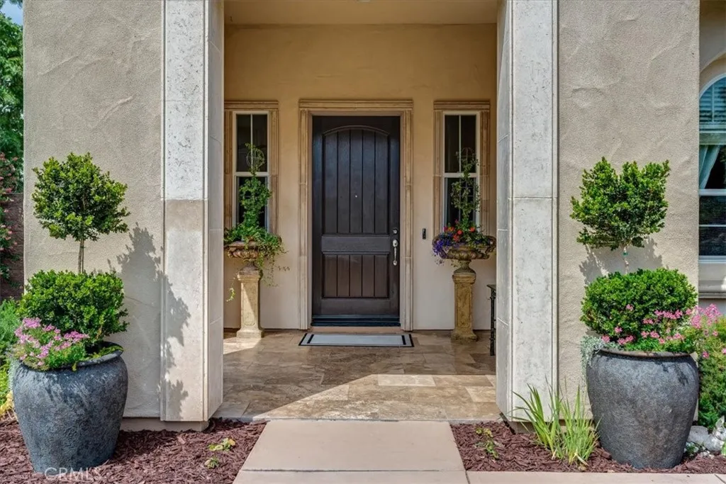 Entryway to Front Door