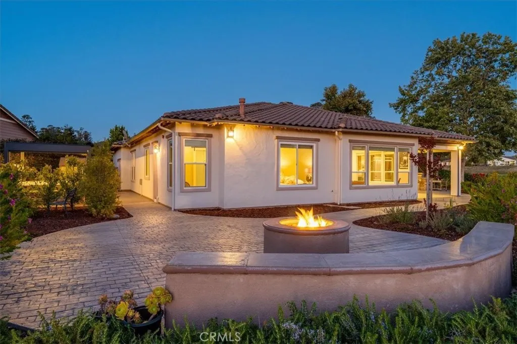 View of the Large Lot and Beautiful Pavers Walkway