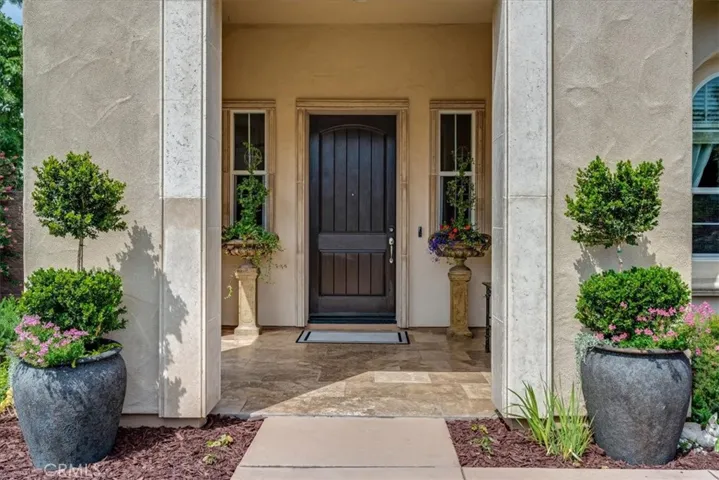Entryway to Front Door