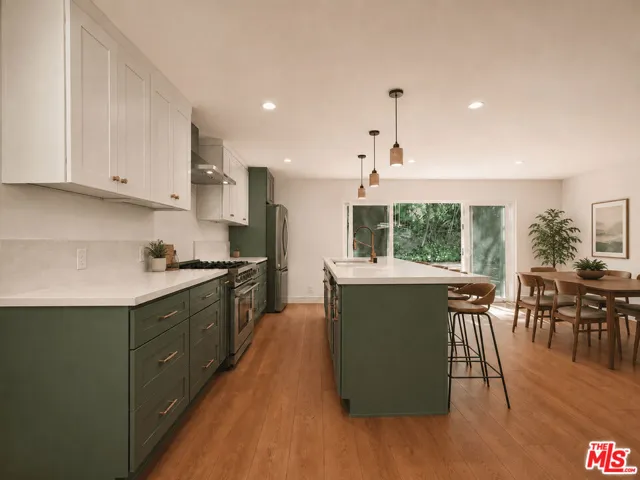 virtual staged kitchen