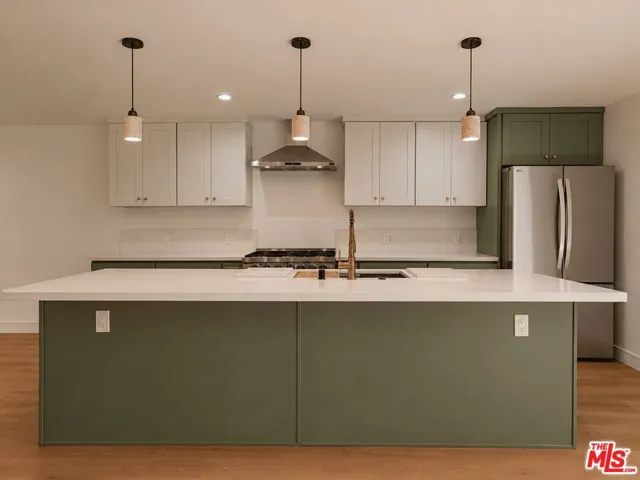 6531 Neddy Avenue, West Hills, California 91307