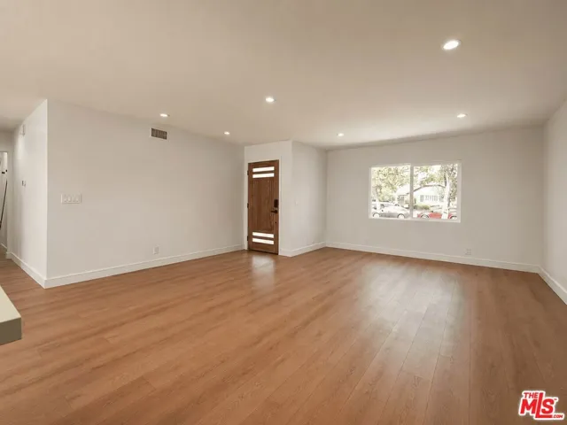 6531 Neddy Avenue, West Hills, California 91307