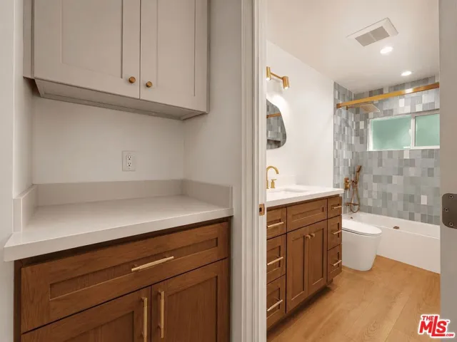 6531 Neddy Avenue, West Hills, California 91307