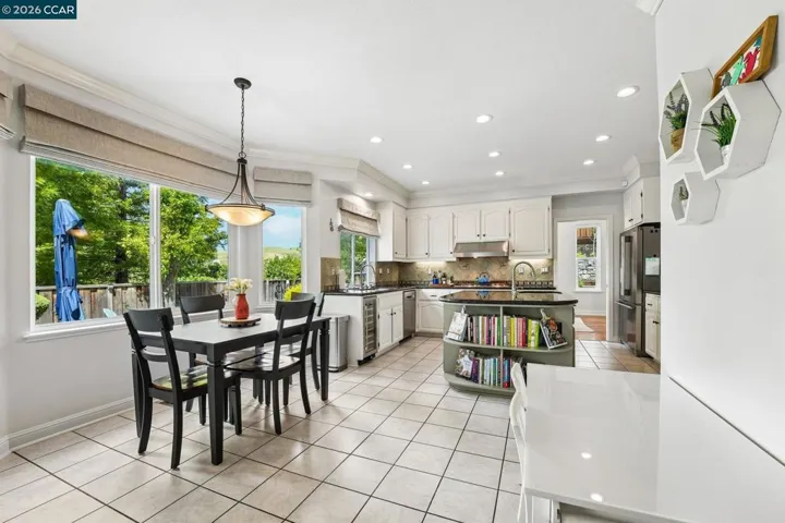 Breakfast nook
