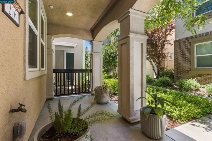 216 Ashton Way, Pleasant Hill, California 94523 — photo 4
